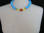 licht blauw, oranje, geel